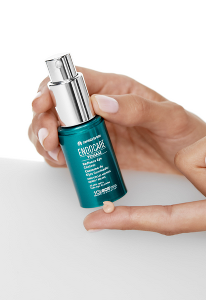 Омолоджувальний флюїд для контуру очей з ефектом сяяння Radiance Eye Contour Tensage Endocare Cantabria Labs 15 мл 8507- - магазин професійної косметики SELENAVI